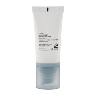 کرم ضد آفتاب بی رنگ سنتلا با SPF 50 حجم 50 میلی لیتر